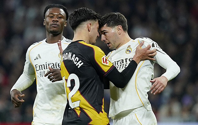 Drama s rozuzlením v nastavení. Real proti outsiderovi spasila až Mbappého penalta