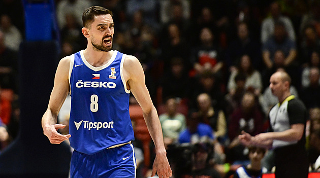 Basket ONLINE: Češi přišli o náskok, nervózní třetí čtvrtina pomohla Slovincům
