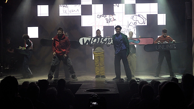 Stříkej! Divadlo Radka Brzobohatého uvedlo muzikálovou novinku Snowboarďáci