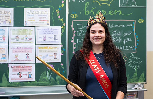 Nejoblíbenější učitelce tleskala celá škola. Hvězda Instagramu je akční i trpělivá