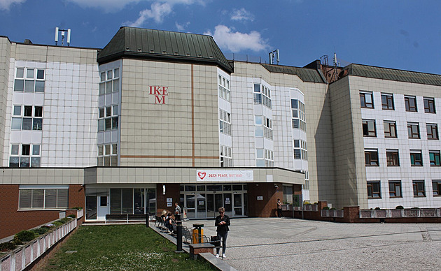 IKEM hledá ideální dárce kostní dřeně. Zájem lidí zvýšil příběh muže s leukémií