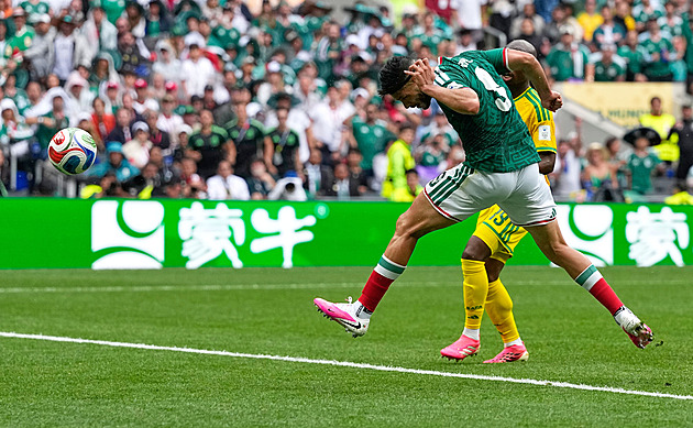 ONLINE: Mexiko - Jižní Korea 0:0, jeden z pořadatelů čelí přemožiteli českého týmu