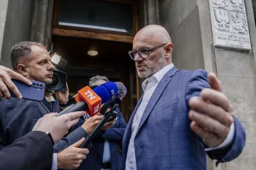 Posuneme se ke zvýšení učitelských platů na 130 procent průměrné mzdy, řekl Plaga